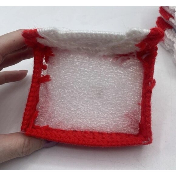 Christmas Plastic Canvas Coasters Set of 4 with Holder Mug Cup Kitsch Retro - Picture 5 of 14